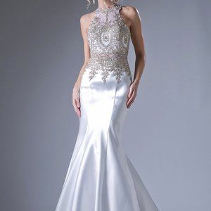Halter Neckline Long Wedding Dress CD8934